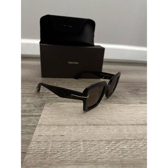 BNIB Tom Ford TF1157 ECO 52J Shiny Tinted Square Frame Sunglasses Dark Havana Br - Picture 9 of 12